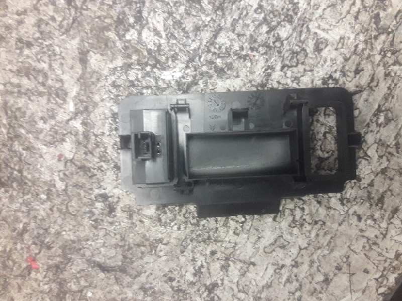 Recambio de boton regulacion de faros para citroën c4 lim. seduction referencia OEM IAM 96366692XT 3 PINS 