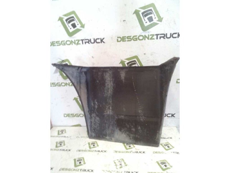 Recambio de guardabarros delantero derecho para pegaso trucks ekus 1215.8 referencia OEM IAM   