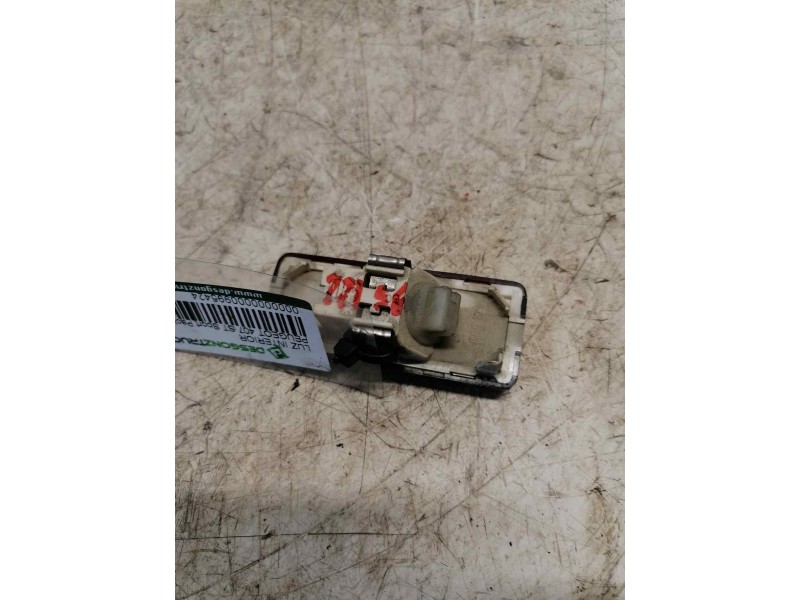 Recambio de luz interior para peugeot 407 st sport pack referencia OEM IAM   2 PINS