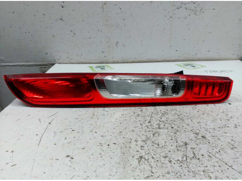 Recambio de piloto trasero derecho para ford focus berlina (cap) ambiente (d) referencia OEM IAM 4M5113404A  