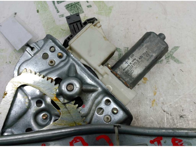 Recambio de elevalunas trasero derecho para toyota avensis wagon (t25) 2.0 d-4d executive referencia OEM IAM 6983005100  