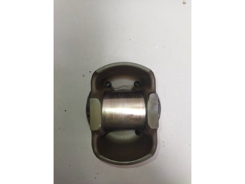 Recambio de piston para volvo fh xxx fg 4x2 low corto referencia OEM IAM 22106875  