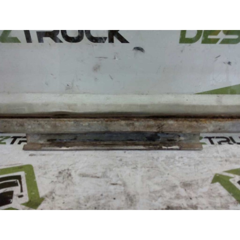 Recambio de luna delantera izquierda para iveco serie m chasis  (145-17) 130 kw tráfico urbano referencia OEM IAM   