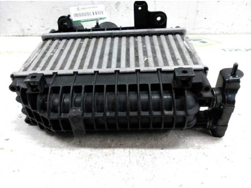 Recambio de intercooler para toyota avensis wagon (t25) 2.0 d-4d executive referencia OEM IAM   