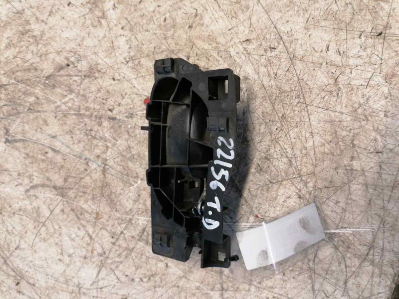 Recambio de maneta interior trasera derecha para peugeot 407 st sport pack referencia OEM IAM 96526177VD  