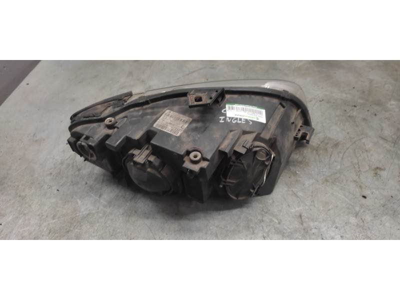 Recambio de faro izquierdo para audi a4 berlina (8e) 1.9 tdi referencia OEM IAM 8E0941003AK 9 PINS 
