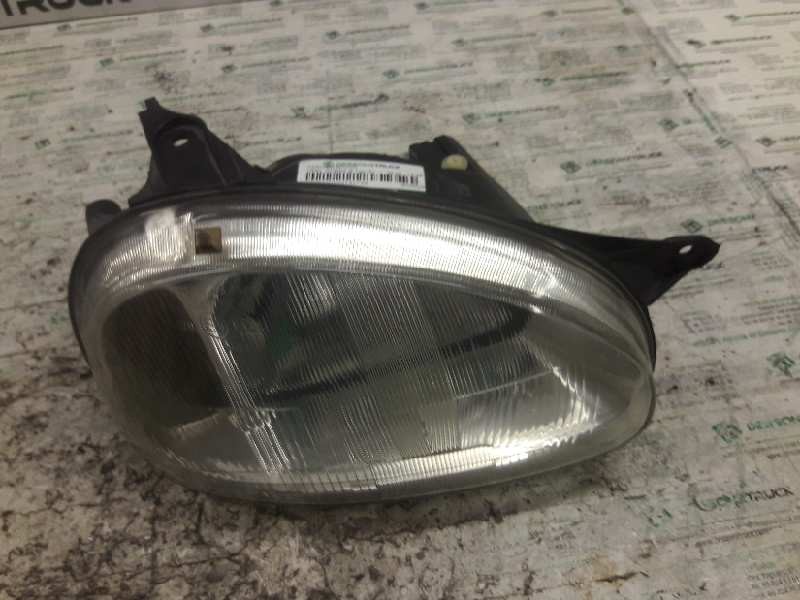 Recambio de faro derecho para opel corsa b top (e) referencia OEM IAM 90386290  