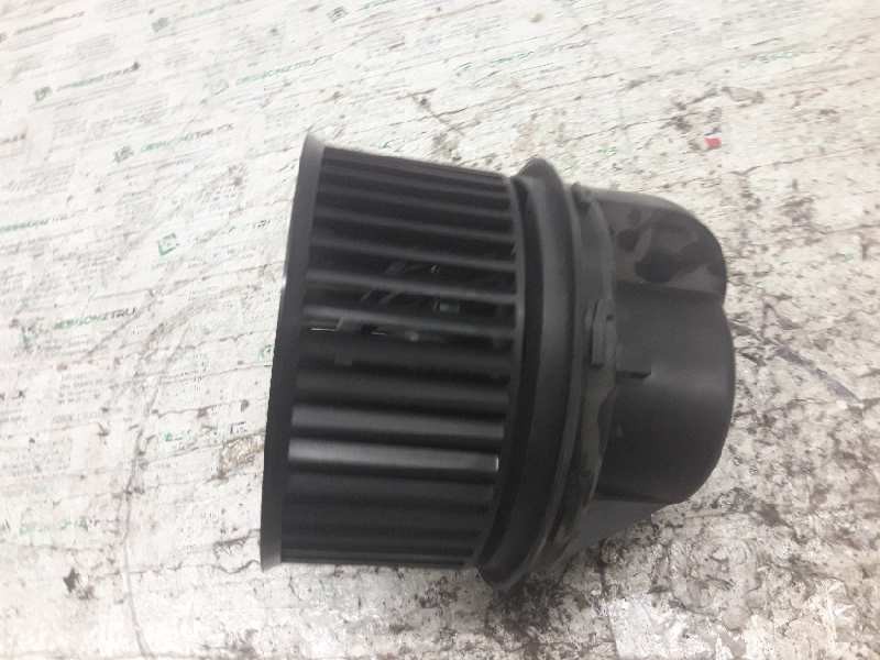 Recambio de ventilador calefaccion para ford focus berlina (cap) ambiente (d) referencia OEM IAM  1736007103 
