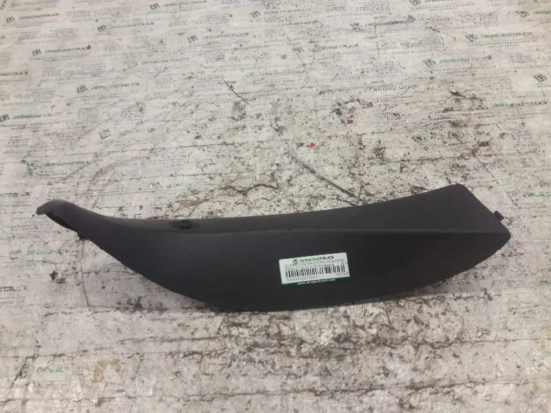 Recambio de guarnecido maletero izquierdo para renault clio iii 20 aniversario referencia OEM IAM 8200325412  