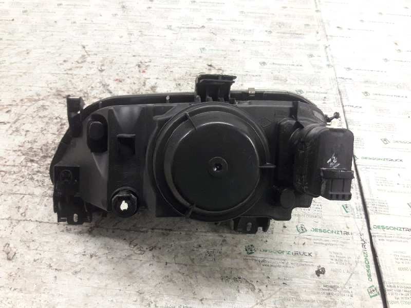 Recambio de faro derecho para renault megane i classic (la0) 1.9 d europa referencia OEM IAM   