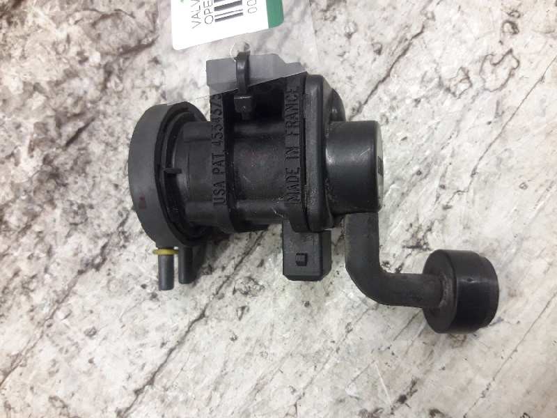 Recambio de valvula aire adicional para opel astra g berlina club referencia OEM IAM 4534375 4522371 4715396