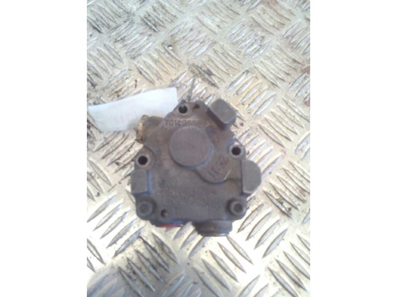Recambio de bomba combustible para renault magnum ab 2005 12.8 diesel referencia OEM IAM 7018955153  