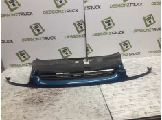 Recambio de rejilla delantera central para renault clio ii fase i (b/cbo) 1.4 alize referencia OEM IAM 7700846870 7700415849 