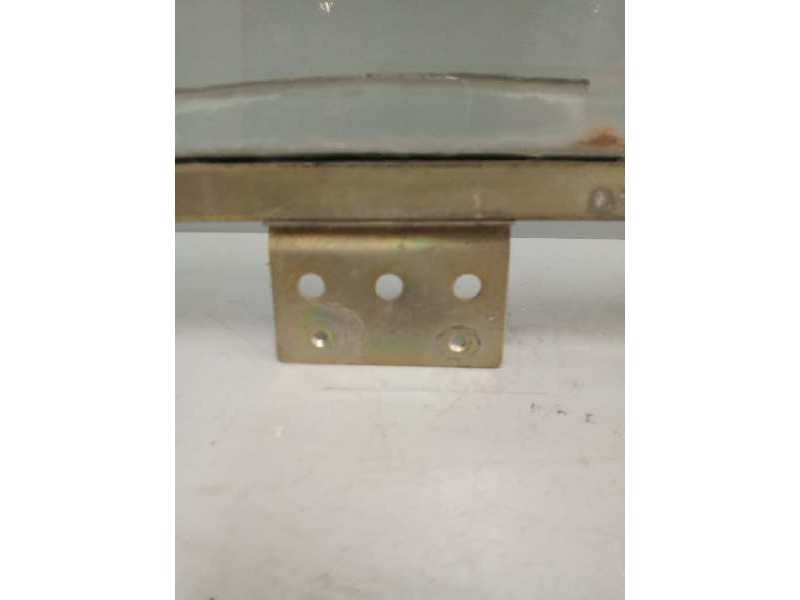 Recambio de luna delantera derecha para nissan trucks l35.09 l-35.095 referencia OEM IAM   