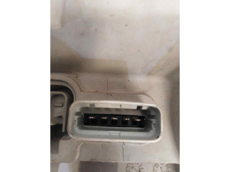 Recambio de faro izquierdo para renault mascott fg 120. 35/55/65 cabina individual referencia OEM IAM 8200163516  