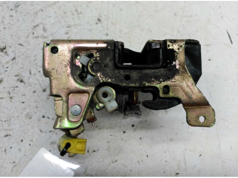 Recambio de cerradura puerta delantera derecha para renault kangoo (f/kc0) authentique oasis referencia OEM IAM   