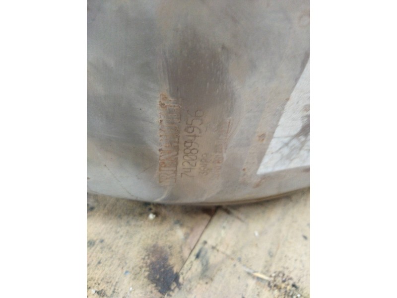 Recambio de catalizador para renault premium lander 10.8 diesel referencia OEM IAM 7420894956  