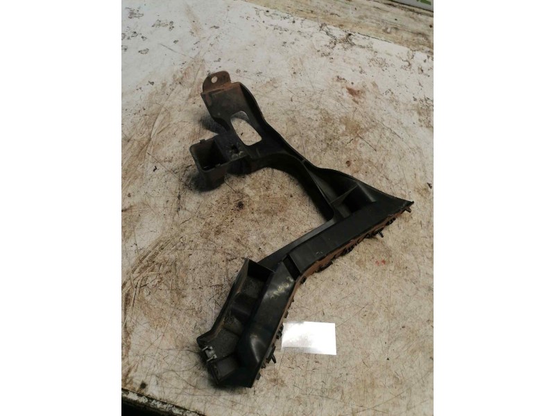 Recambio de soportes paragolpes para peugeot 308 sw sport referencia OEM IAM 9681474980  
