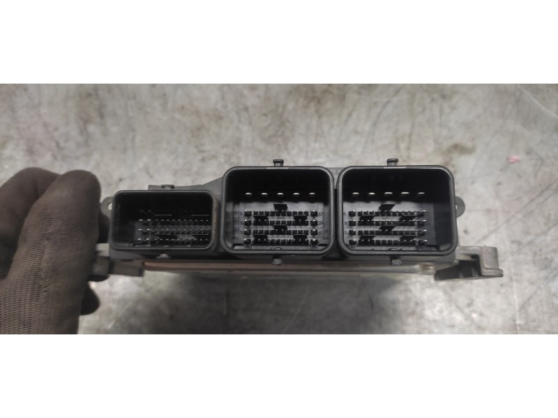 Recambio de centralita motor uce para peugeot 308 active referencia OEM IAM 0281030548 9808016480 9666729580