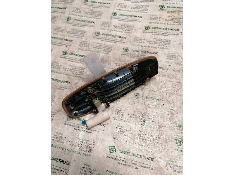 Recambio de maneta exterior trasera derecha para daewoo nubira berlina 1.6 cat referencia OEM IAM   