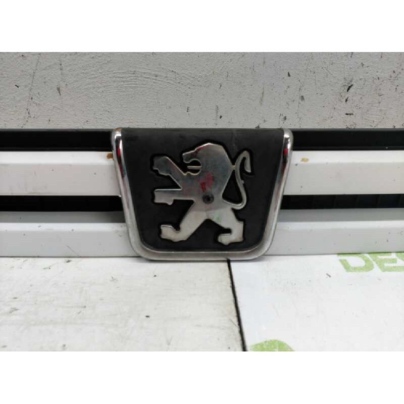Recambio de rejilla delantera central para peugeot boxer caja cerr. acristalado (rs2850)(230)(´02) 1400 d referencia OEM IAM   