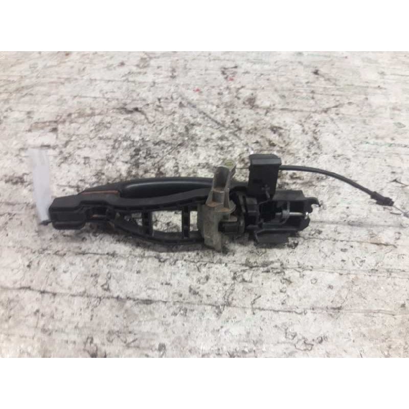Recambio de maneta exterior trasera derecha para ford focus berlina (cap) ambiente (d) referencia OEM IAM 1305822  