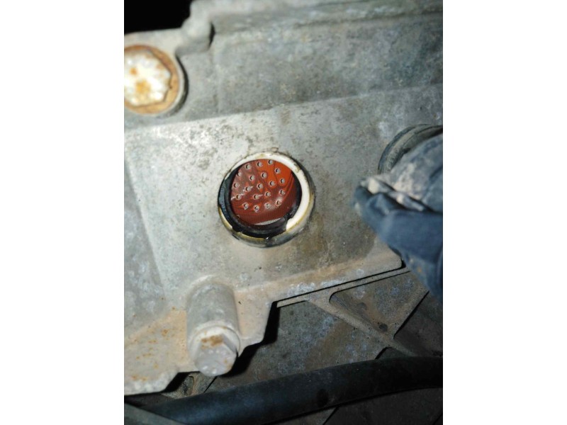 Recambio de caja cambios para renault premium route 2006 fas 4x2 larga distancia referencia OEM IAM AT2412D SP3190584 1100056671