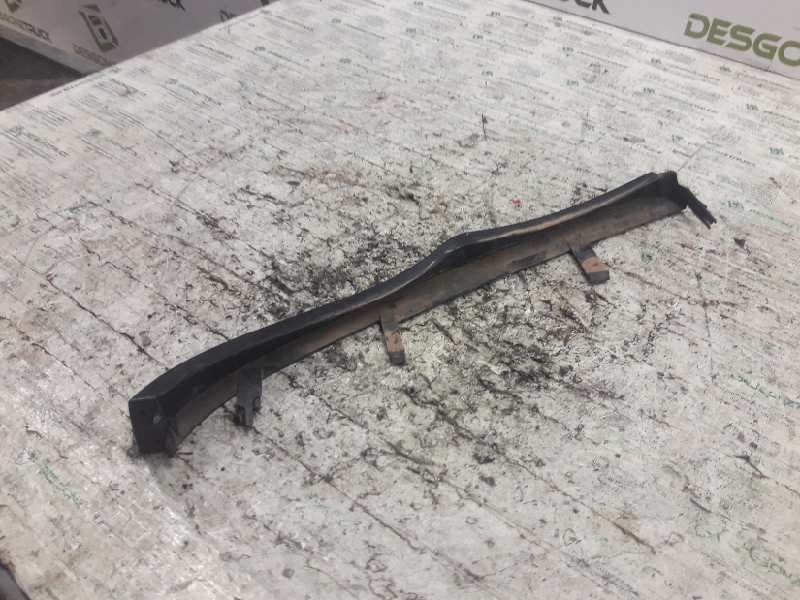 Recambio de molduras delanteras para bmw serie 3 berlina (e46) 2.0 16v diesel cat referencia OEM IAM   