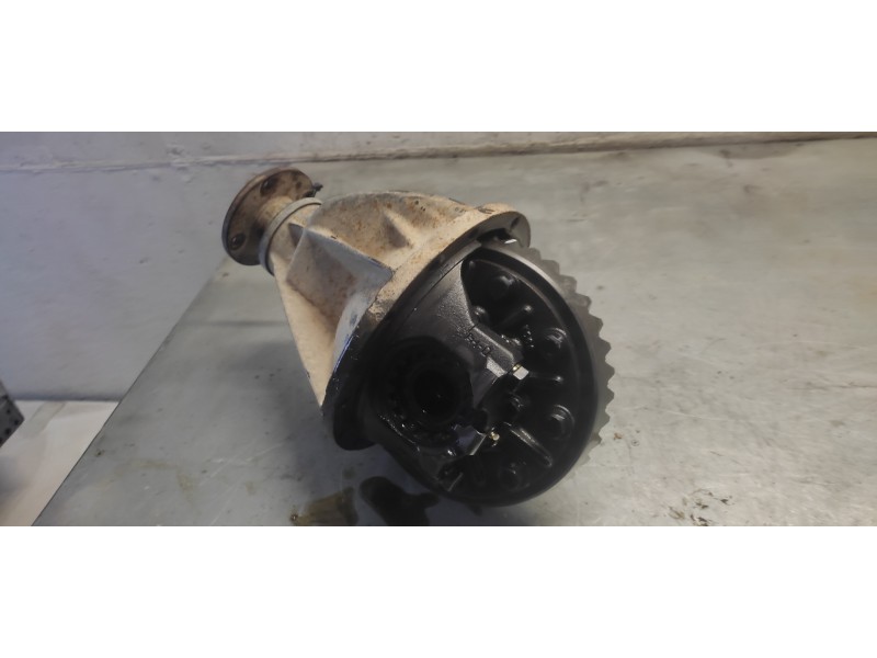 Recambio de grupo para nissan terrano/terrano.ii (r20) referencia OEM IAM  8 X 37 TRASERO