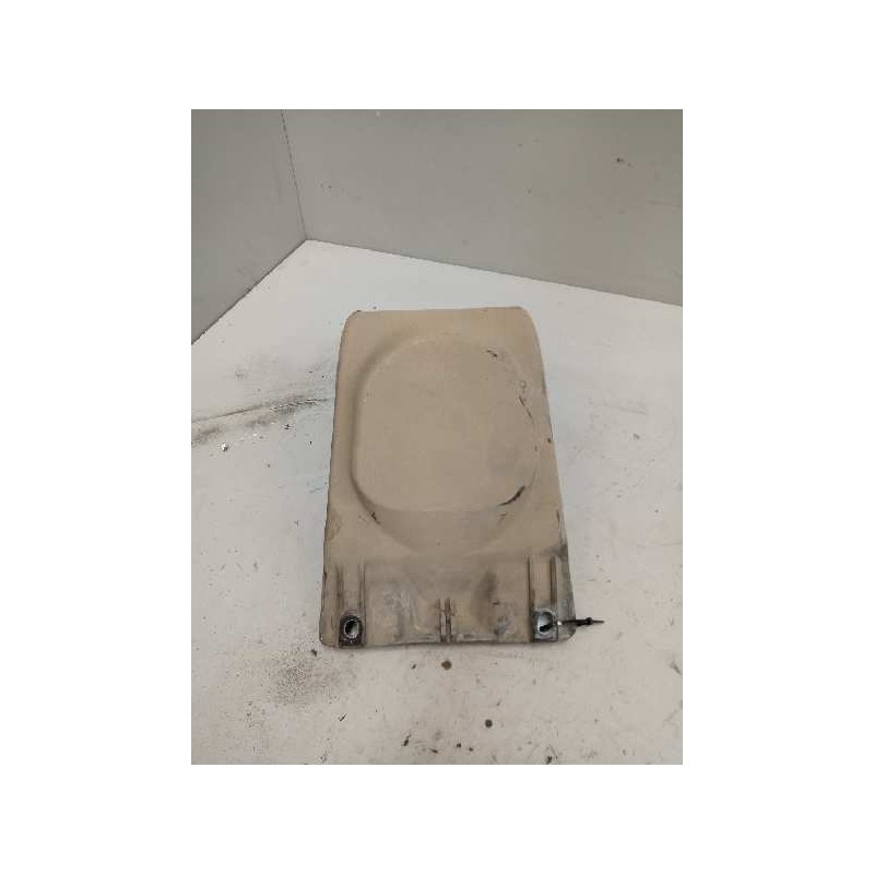 Recambio de soporte para iveco eurocargo 7.7 diesel referencia OEM IAM 8142988  SOPORTE PASO RUEDA IZQUIERDO