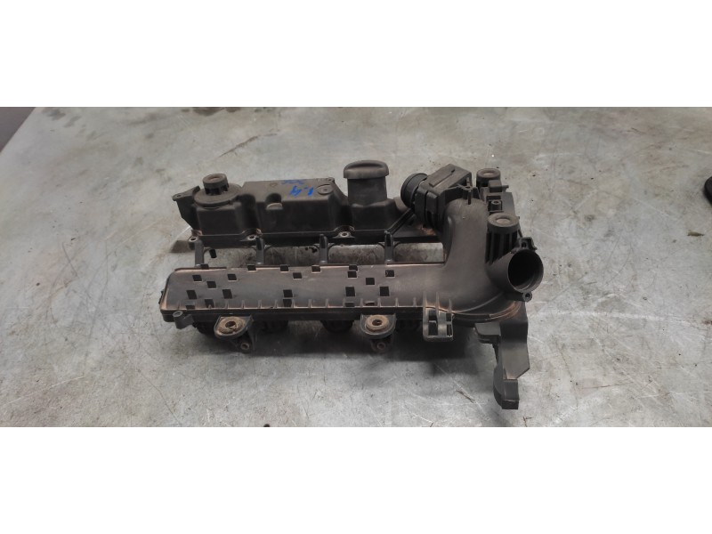 Recambio de tapa balancines para peugeot 206 berlina 1.4 hdi referencia OEM IAM 9642212480  