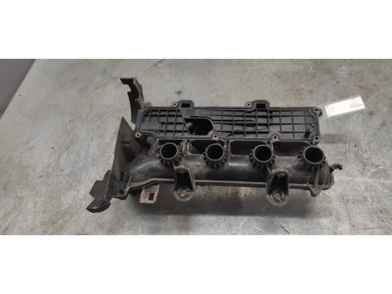 Recambio de tapa balancines para peugeot 206 berlina 1.4 hdi referencia OEM IAM 9642212480  