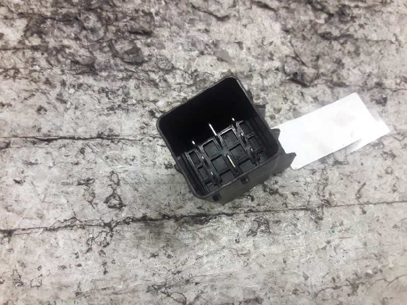 Recambio de caja precalentamiento para ford focus lim. (cb8) titanium referencia OEM IAM 9666671780 51299049 MAGNA