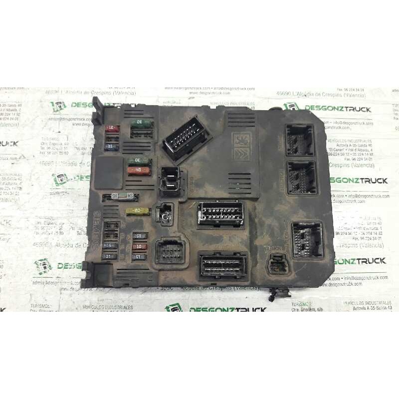 Recambio de caja reles / fusibles para citroën c3 1.4 hdi 16v exclusive referencia OEM IAM S118085300 BSI 