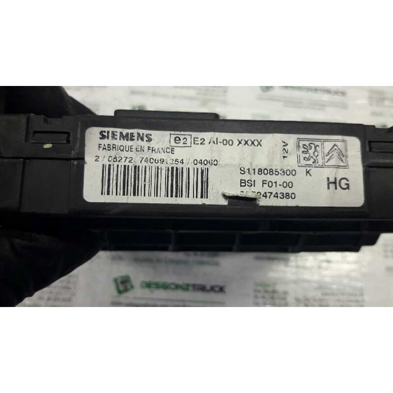 Recambio de caja reles / fusibles para citroën c3 1.4 hdi 16v exclusive referencia OEM IAM S118085300 BSI 