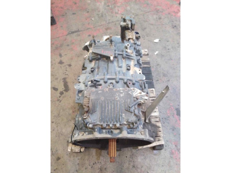 Recambio de caja cambios para renault magnum e-tech 2000 referencia OEM IAM 16AS2601IT 1328040052 5010613234