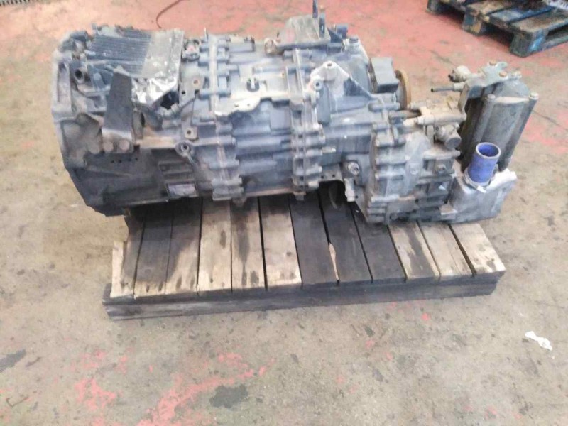 Recambio de caja cambios para renault magnum e-tech 2000 referencia OEM IAM 16AS2601IT 1328040052 5010613234