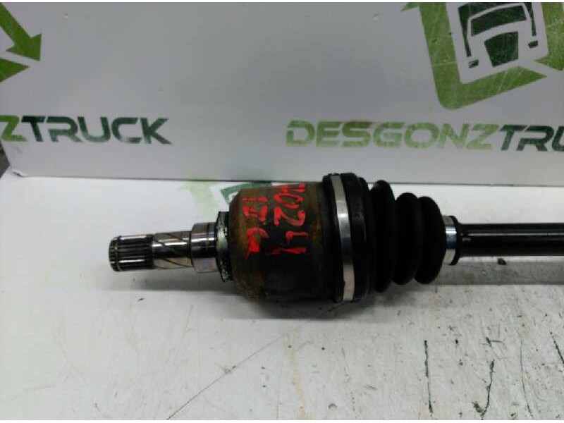 Recambio de transmision delantera izquierda para nissan almera tino (v10m) acenta referencia OEM IAM 39204BU126  