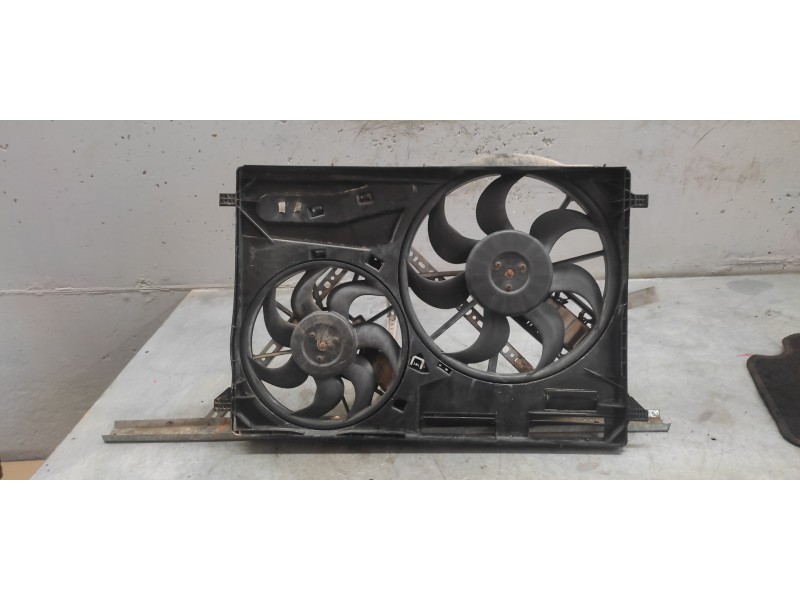 Recambio de electroventilador para volvo s80 berlina d5 awd momentum referencia OEM IAM 0130307065 30792183 