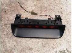 Recambio de luz central de freno para daewoo tacuma se referencia OEM IAM 0310100726  