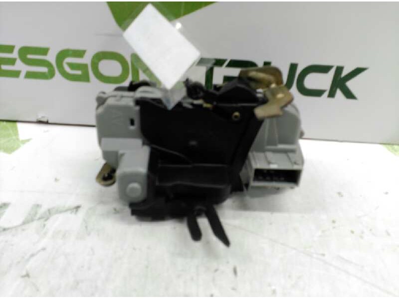 Recambio de cerradura puerta delantera derecha para citroën xsara berlina 1.9 td sx referencia OEM IAM   