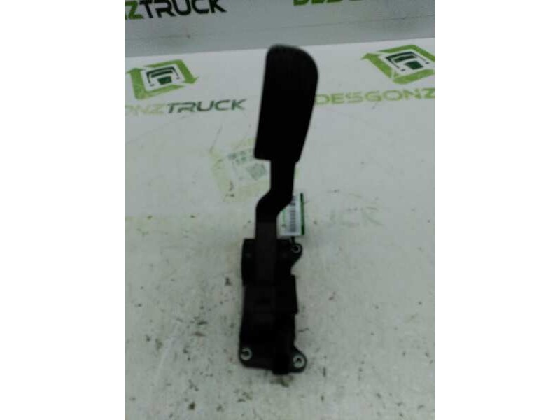 Recambio de potenciometro pedal para mercedes-benz vito (w638) caja cerrada 108 cdi  (638.094) referencia OEM IAM  A9013000404 