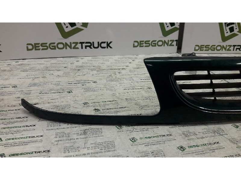 Recambio de rejilla delantera central para seat cordoba berlina (6k2) dream referencia OEM IAM 6K0854643  