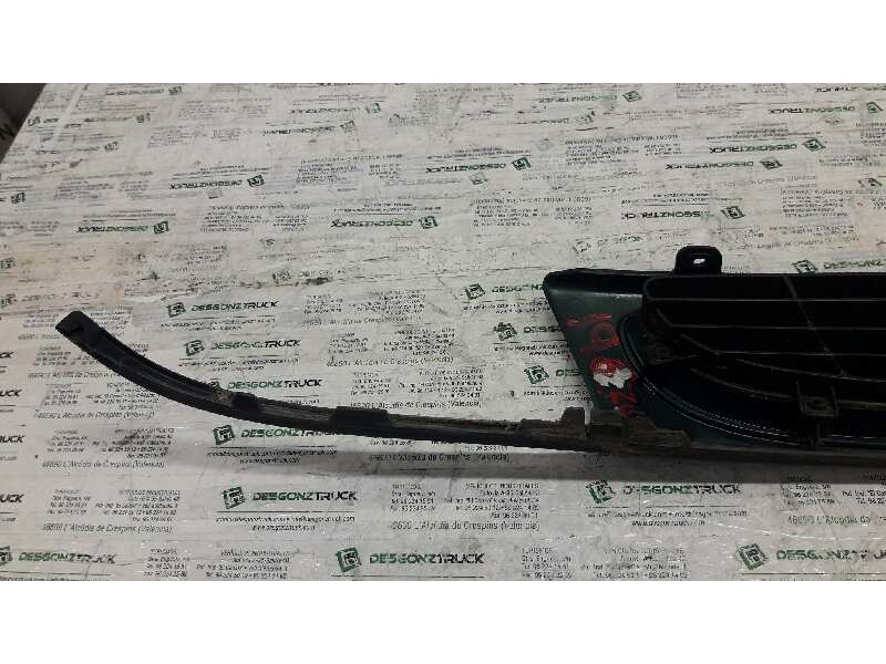 Recambio de rejilla delantera central para seat cordoba berlina (6k2) dream referencia OEM IAM 6K0854643  