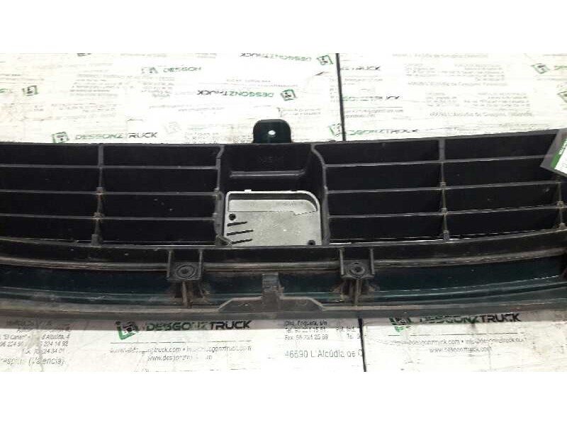 Recambio de rejilla delantera central para seat cordoba berlina (6k2) dream referencia OEM IAM 6K0854643  