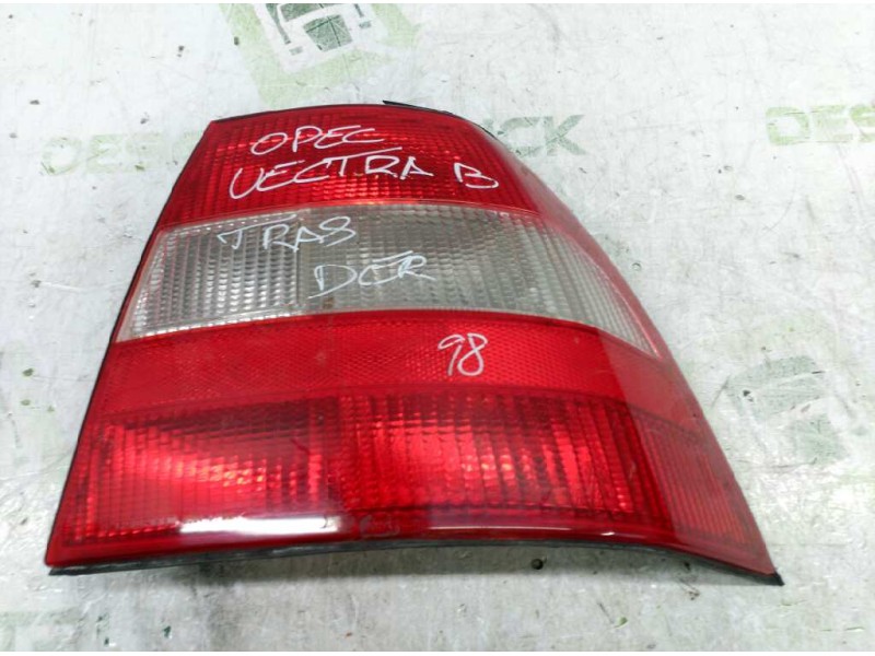 Recambio de piloto trasero derecho para opel vectra b berlina básico referencia OEM IAM   