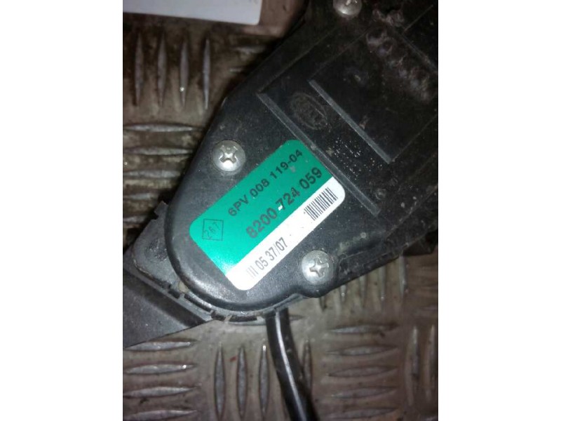 Recambio de pedal acelerador para renault mascott 3.0 diesel referencia OEM IAM 8200724059  