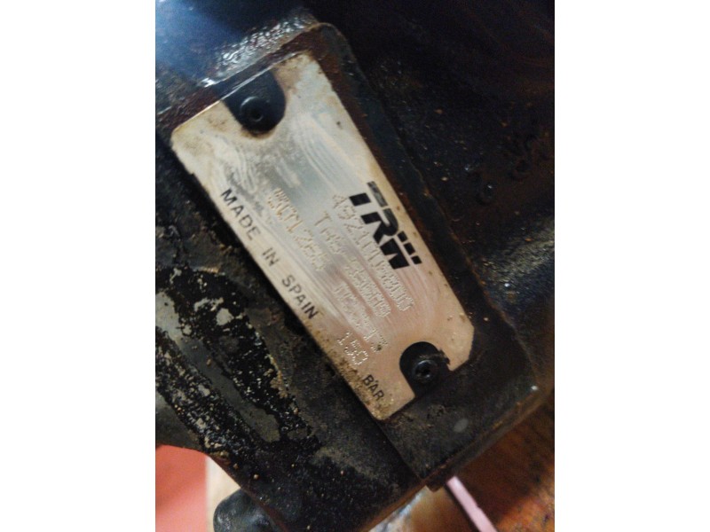 Recambio de caja direccion para nissan trucks atleon 165 referencia OEM IAM 4921D8800 TAS55609 