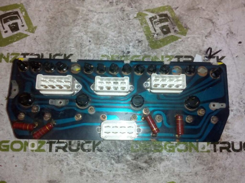 Recambio de cuadro instrumentos para pegaso trucks serie 1200 1231 t (310cv) referencia OEM IAM 99703001  