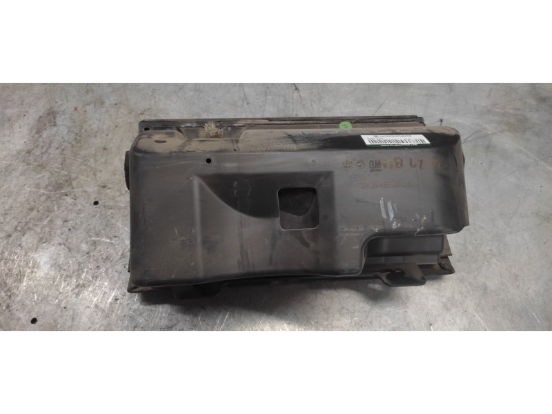 Recambio de guantera para opel zafira a club referencia OEM IAM 24455400  